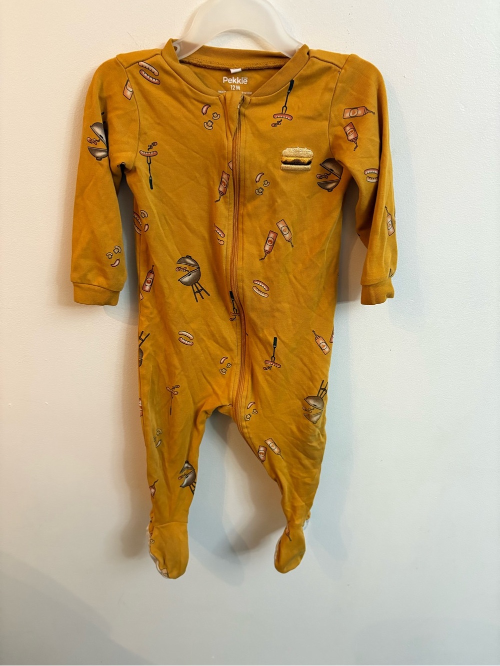 4/30$ Pekkle pajamas unisex bbq 12 months